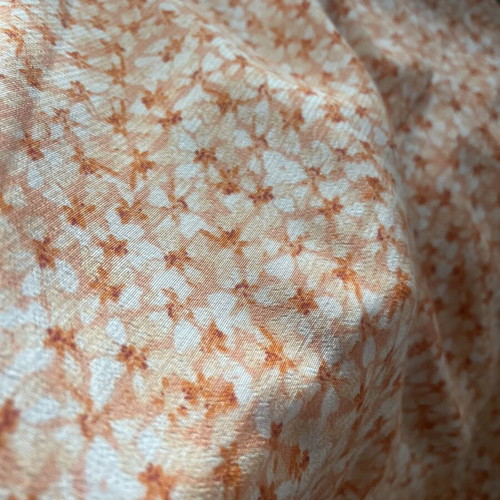H&M skirt like new, high-waisted with side zipper and front slit