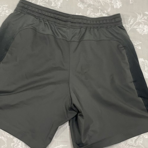 Under Armour Mase men's shorts, size M