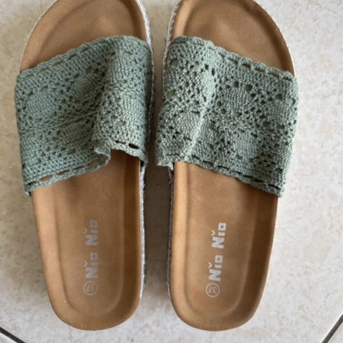 Nio Nio slippers new, size 37 with knitted upper and silver details