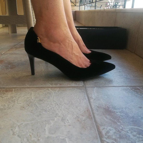 Juicy Couture black pumps new with gold detail, leather-suede