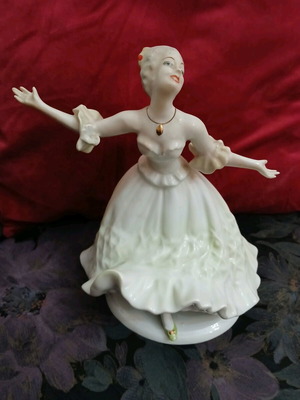 Vintage ARPO πορσελάνινη χορεύτρια σαν καινούργιο