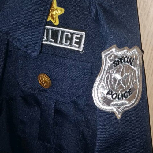 Carnival police costume like new for boy 2-4 years old