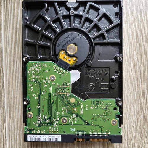 Western Digital Caviar Blue 320 GB hard drive used