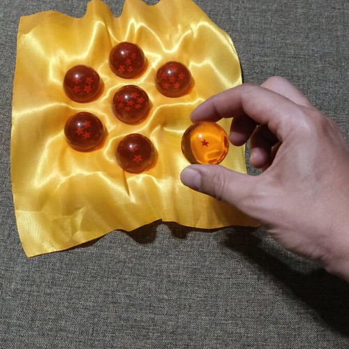 Dragon balls 7 small pieces like new