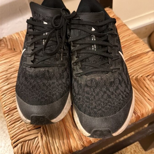 Nike athletic shoes used, size 40, excellent condition