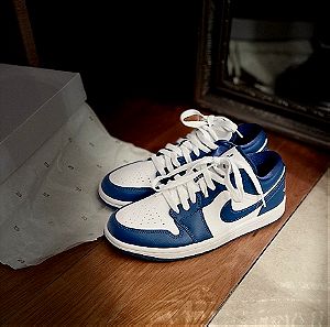 Nike Jordan 1 low marine blue