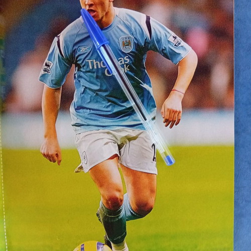 Match Football Magazine issue 21-27/2/2007 like new with Manchester United poster
