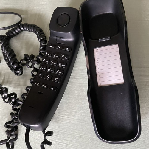 Gigaset DA210 corded phone used, black