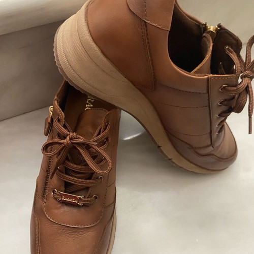 Ragazza sneakers like new, brown, size 40