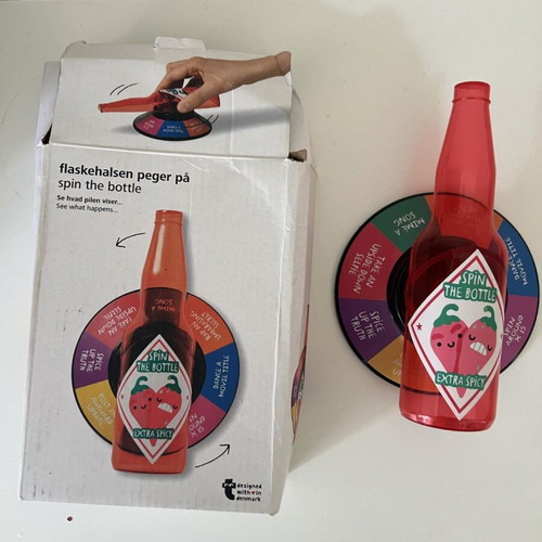 Spin the Bottle game like new