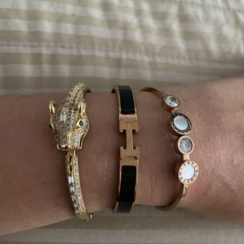 Steel bracelets like new, pink and gold colors