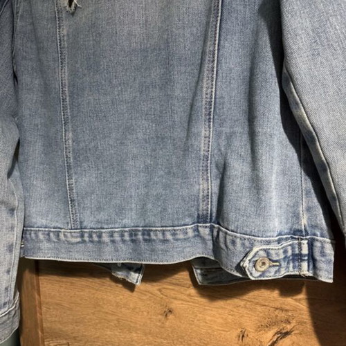 Women's denim jacket like new, size M