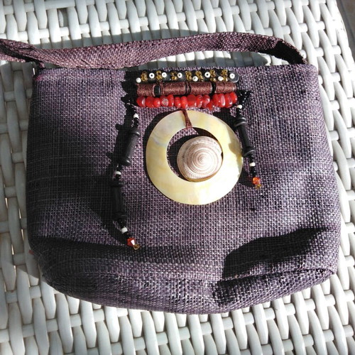 Straw Shoulder Bag new with beads and shells