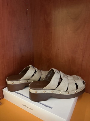 Beige platform mules, size 39
