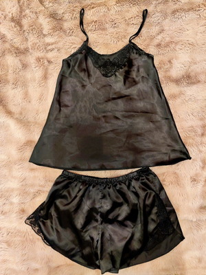 Baby doll satin new with lace black size L-XL