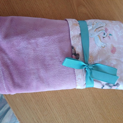 Handmade baby blanket double-sided with romantic design and pink velvet