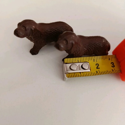 Vintage brown miniature dogs set of 2 like new