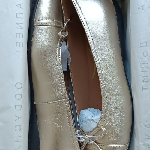 Geox ballerinas gold new, size 38