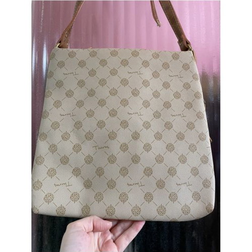 Thiros crossbody bag new with adjustable strap and pockets
