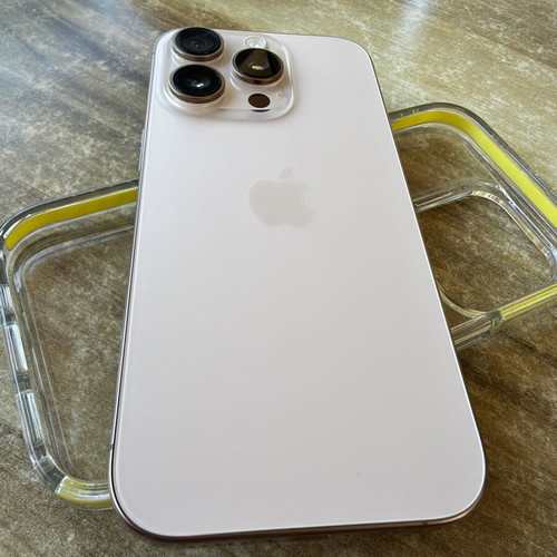 Apple iPhone 16 Pro 128GB smartphone