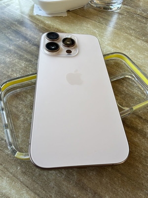 Apple iPhone 16 Pro 128GB smartphone
