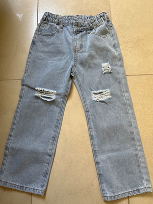 Girls' jeans with rips size 6 years new, blue
