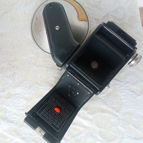 Kodak Duaflex II vintage camera used with flash accessory