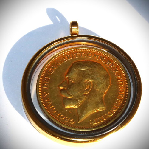 English Gold Pound Pendant 22K Gold Plated in Glass Case