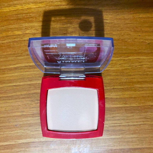 Rimmel London Lasting Finish Foundation in Soft Beige shade