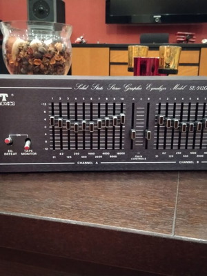 Vintage STT SE-912G 10-Band Stereo Graphic Equalizer
