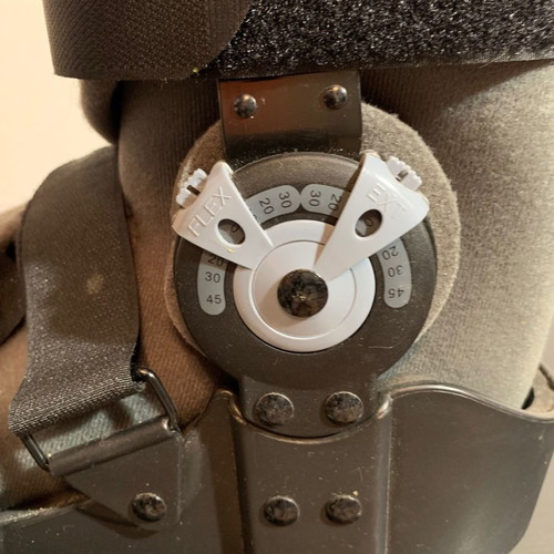 Medical Brace Air-rom rocker bottom MB/6005 orthopedic ankle boot used with adjustable crutches