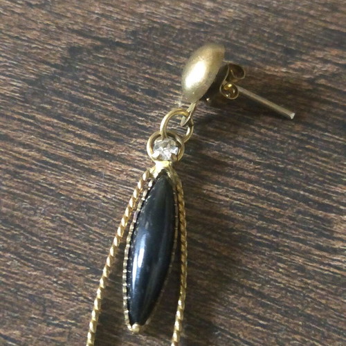 Earring used, old style, one piece