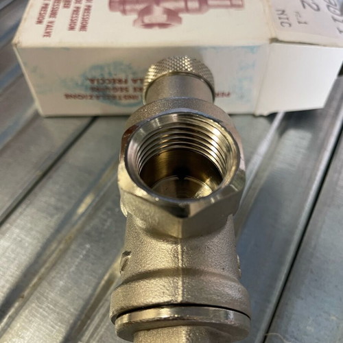 Pressure reducer 1/2 new, brass, for water network