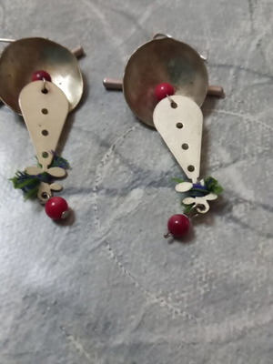 Steel handmade earrings hanging with red details, height 6 cm