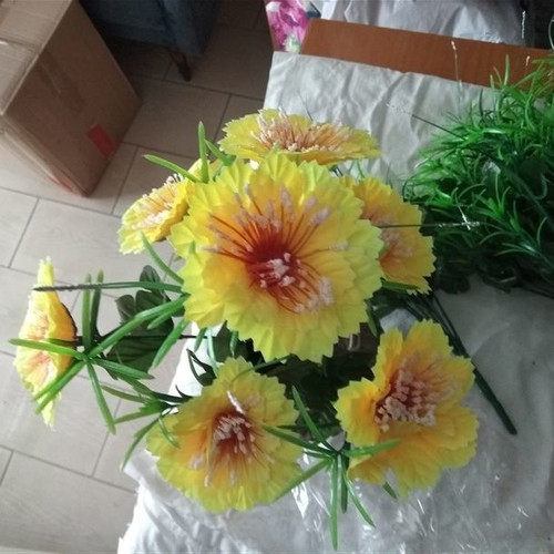 Decorative bouquet with flowers new, 7 blooms, 30 cm height