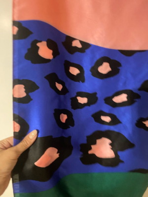 Large satin scarf used