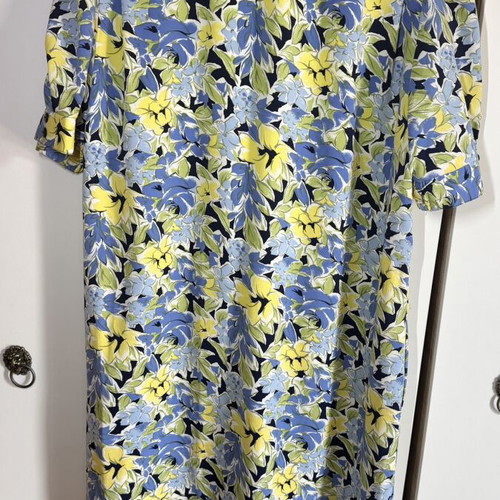 Vintage dress M-L like new, blue multicolor