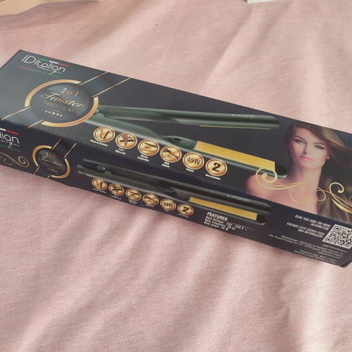 ID Italian Twister Premium 2 in 1 Hair Straightener like new