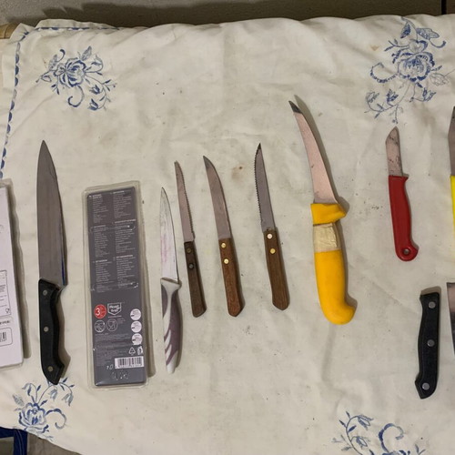 Kitchen knives used, assorted set, unsharpened