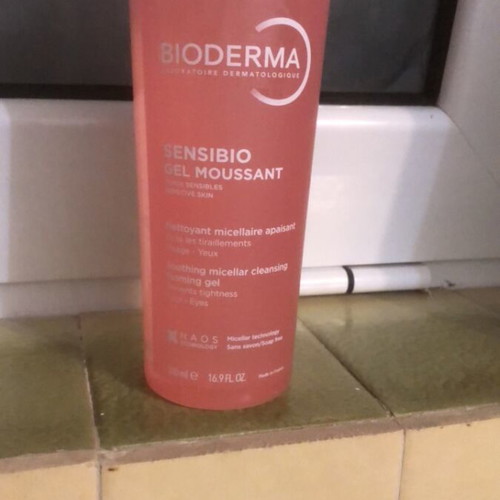 Bioderma Sensibio Gel Cleanser and Makeup Remover 500 ml like new
