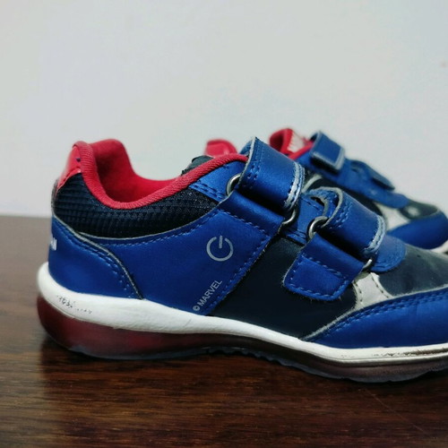 Geox kids shoe and slippers like new, sizes 24 and 26