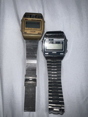 Artron Melody watches used, gold and silver tone, set of two