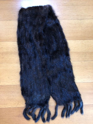 Fur scarf genuine leather like new, black