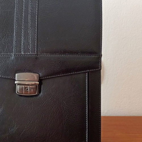 Men's leather briefcase vintage style black like new