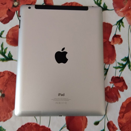 iPad 4 used in excellent condition