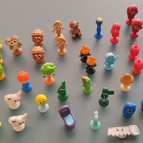 Stikees Lidl 2022 collectible figures new, pack of 39 pieces