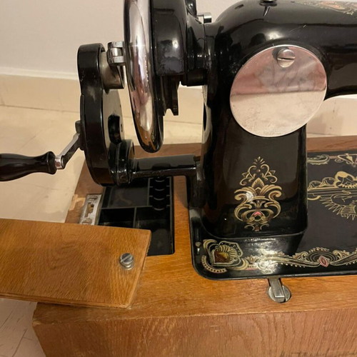 Omega sewing machine used, vintage, functional