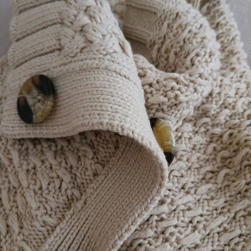 Long knitted cardigan like new, beige, warm with large collar