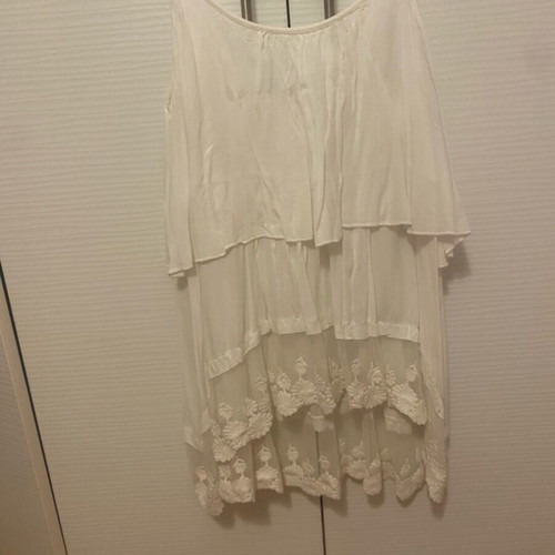 Viva white camisole with lace trim like new, size L