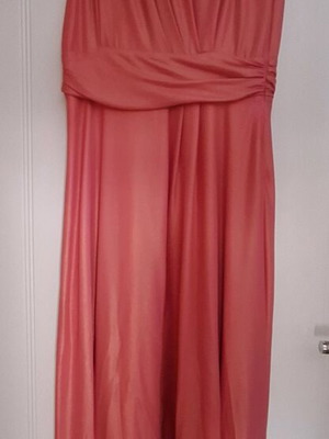 Bellino salmon dress with pearl shade size Medium like new